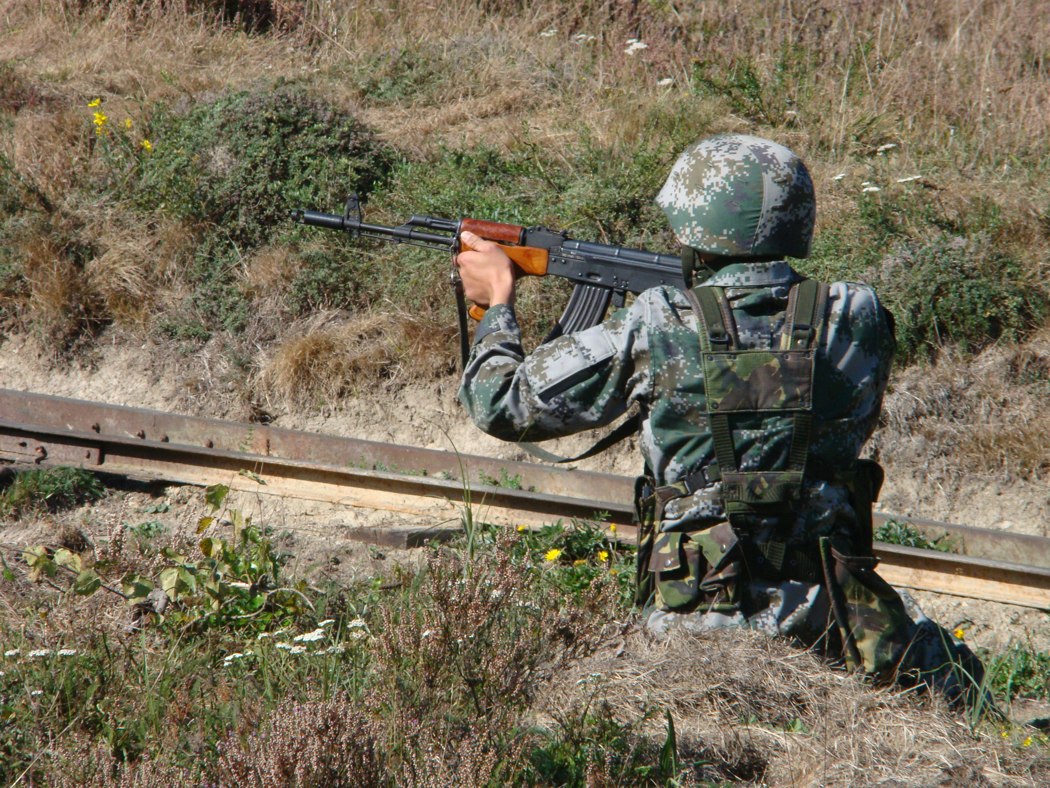 Sino-Romanian joint training Friendship Action 2009 (40).jpg