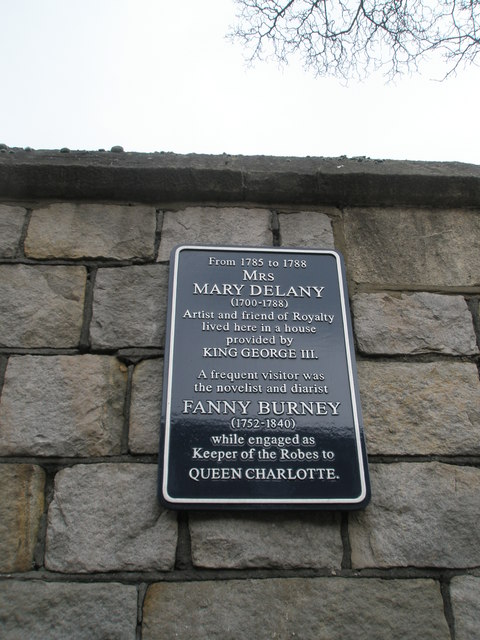 Plaque to a friend of royalty on Castle Hill - geograph.org.uk - 1168753.jpg