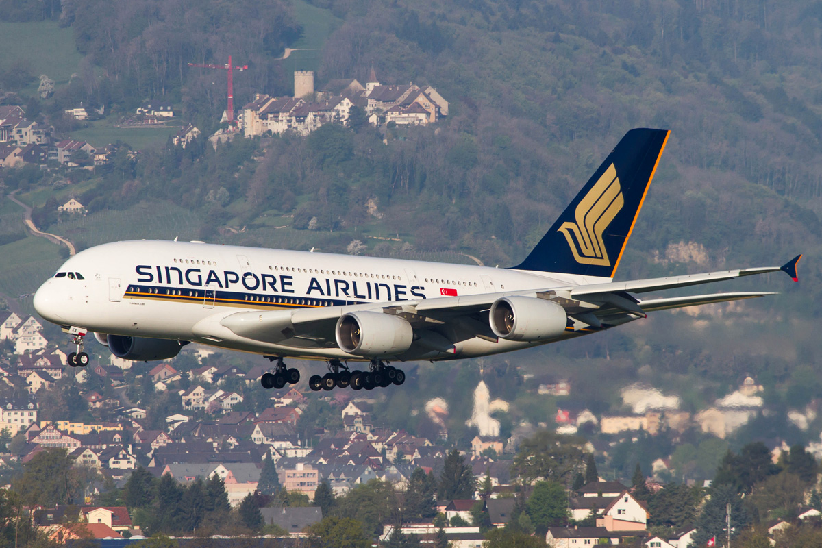 Singapore Airlines A380 Approaching Zurich Airport | Aircraft Wallpaper Galleries