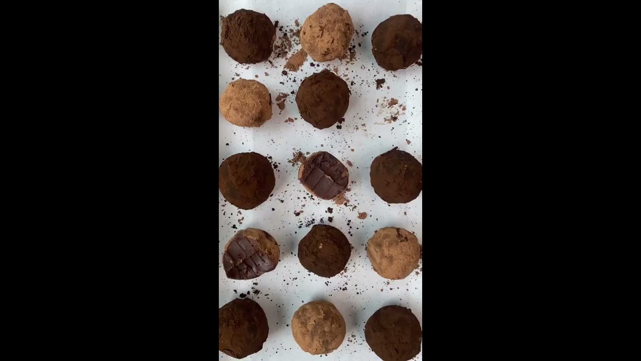 Easy Chocolate Truffles #SHORTS