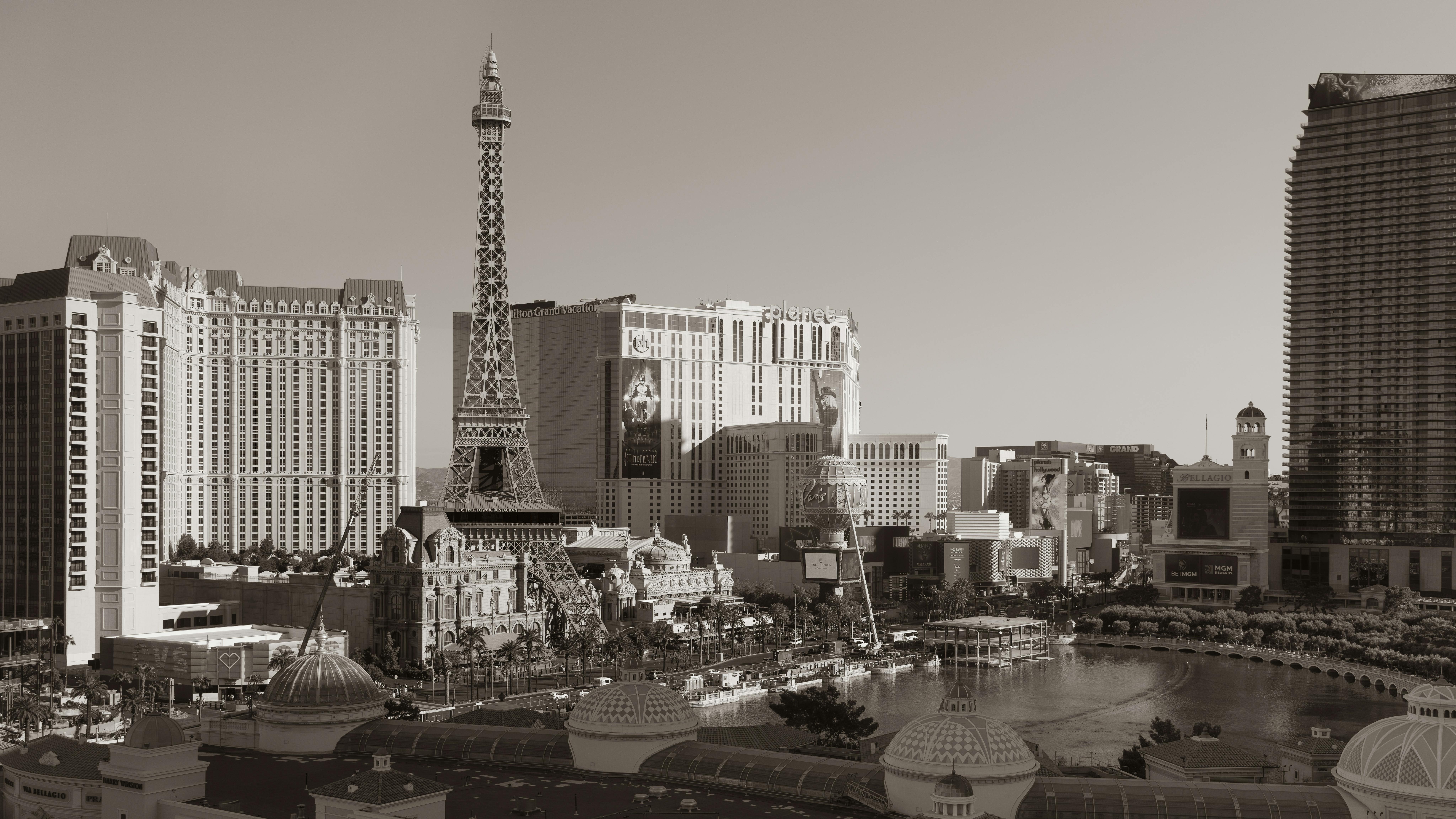 scenic view of las vegas strip with eiffel tower replica