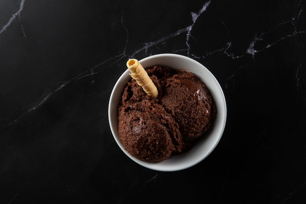 Free photo top view delicious chocolate ice cream still life