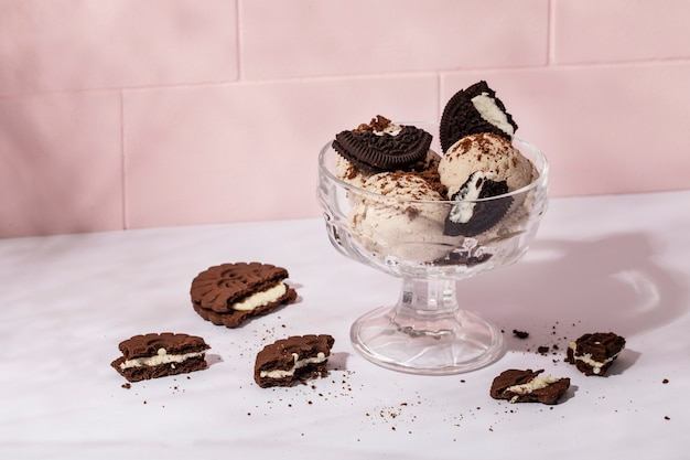 Free photo delicious cookies and ice cream arrangement